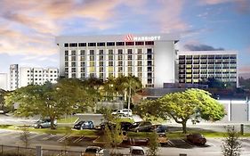 Courtyard By Marriott Miami Airport